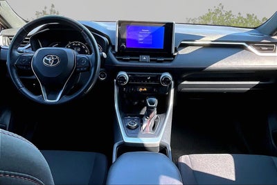 2024 Toyota RAV4 Prime SE