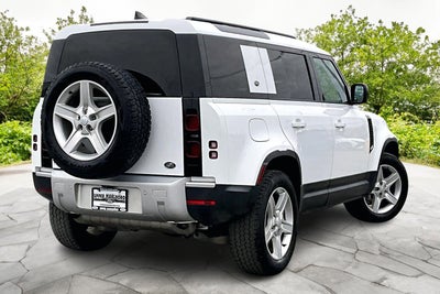 2022 Land Rover Defender SE