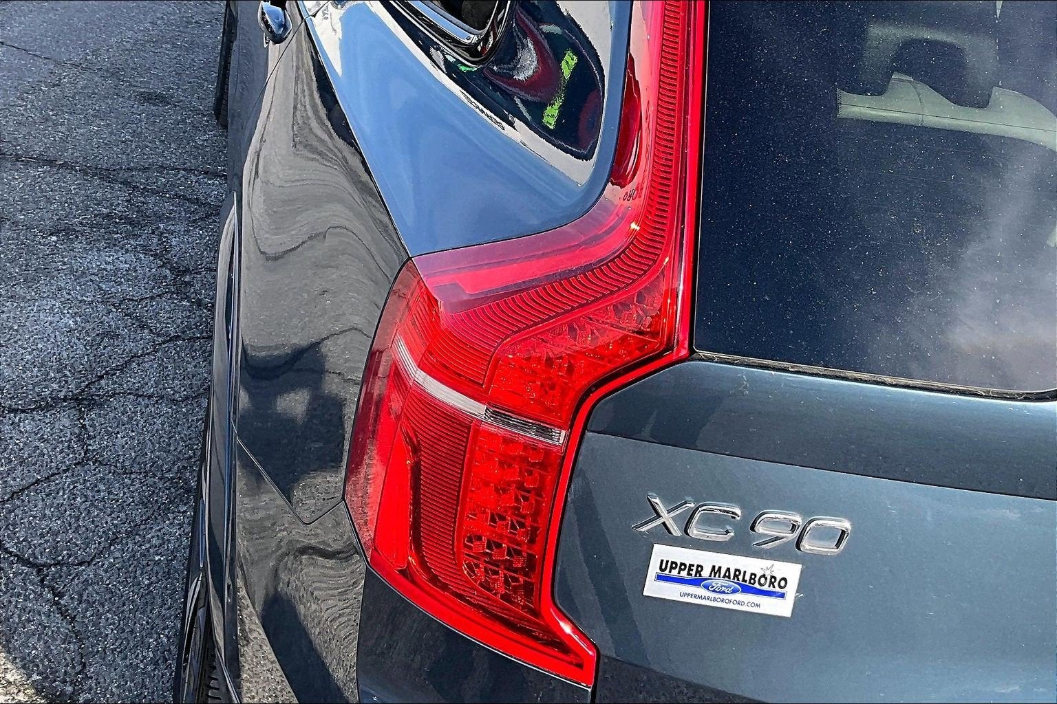 2022 Volvo XC90 Recharge Plug-In Hybrid R-Design