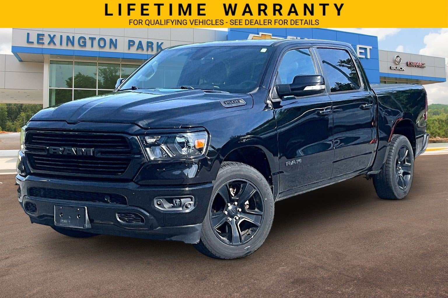 2020 RAM 1500 Big Horn Crew Cab 4x4 5'7" Box