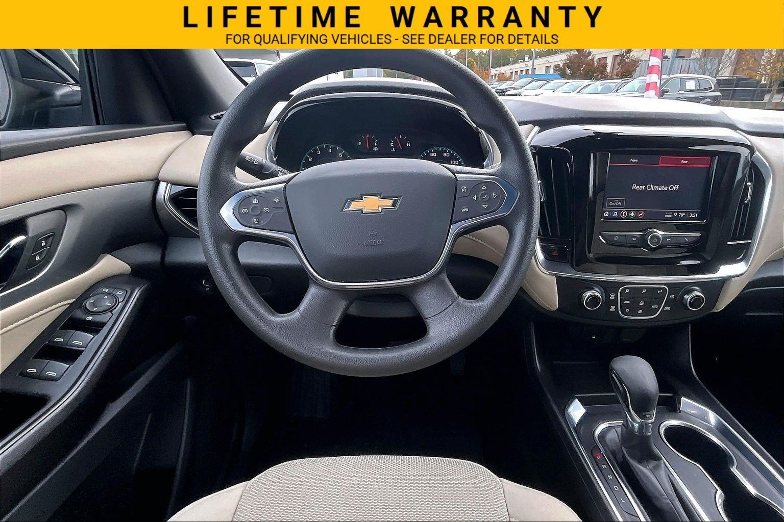 2022 Chevrolet Traverse LS