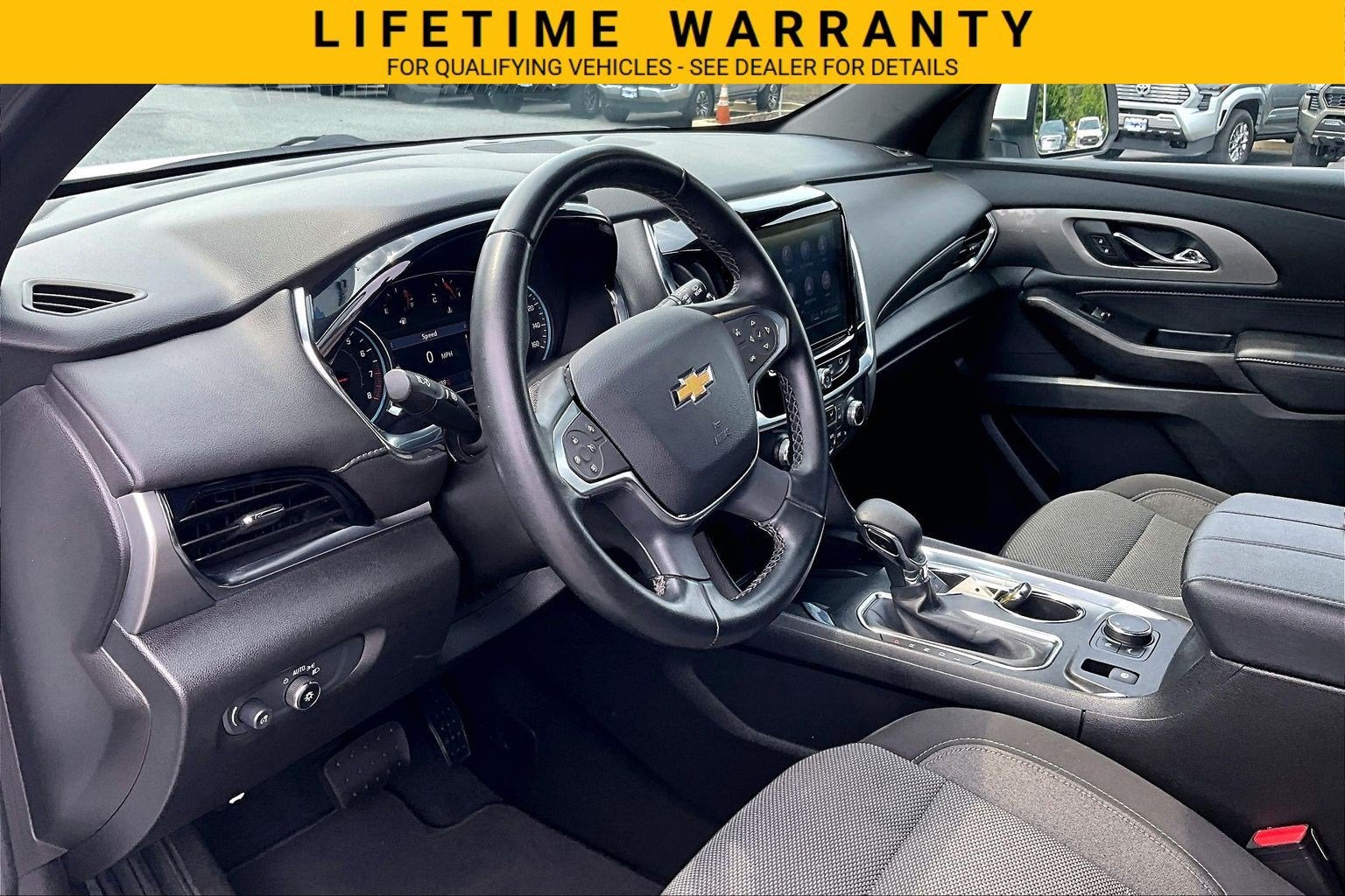 2023 Chevrolet Traverse LT Cloth