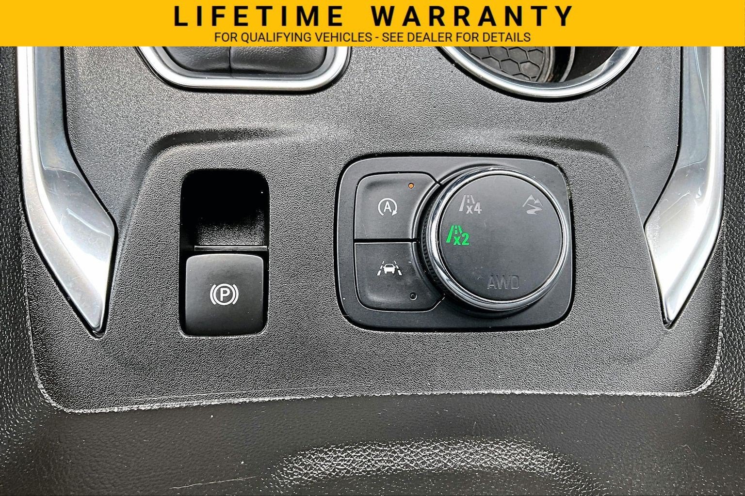 2024 Chevrolet Traverse Limited LT Cloth