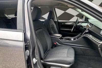 2022 Jeep Grand Cherokee L Laredo