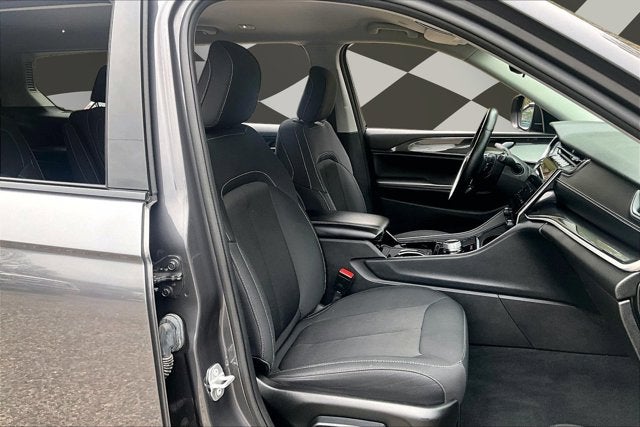 2022 Jeep Grand Cherokee L Laredo