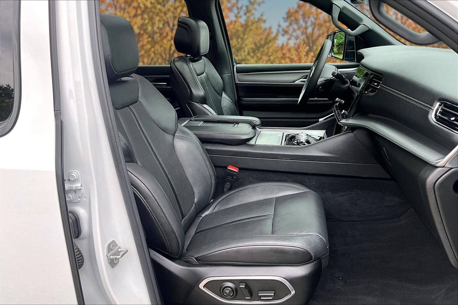 2023 Jeep Wagoneer Series II Carbide