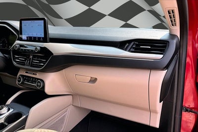 2020 Ford Escape SE