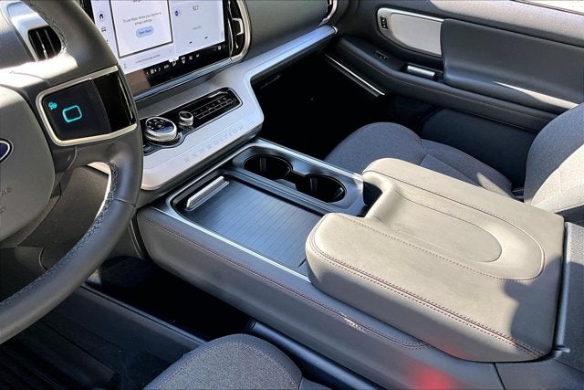 2025 Ford Expedition Max Active MAX