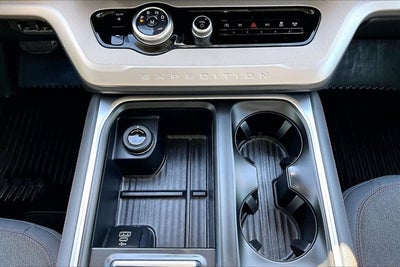 2025 Ford Expedition Max Active MAX