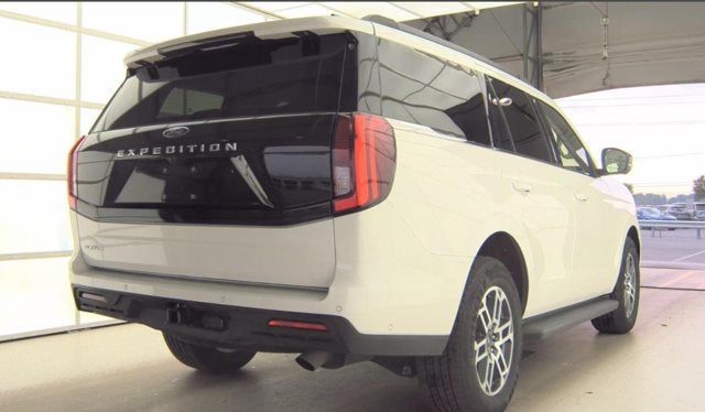 2025 Ford Expedition Active LUXURY PACKAGE