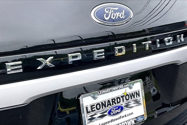 2023 Ford Expedition XLT BLACK EDITION PANO ROOF