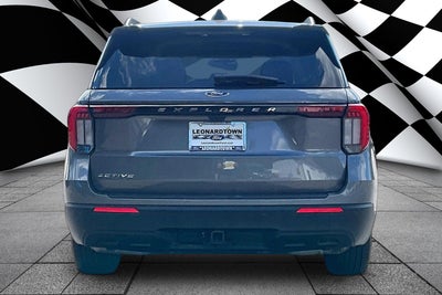 2025 Ford Explorer Active