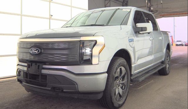 2024 Ford F-150 Lightning LARIAT