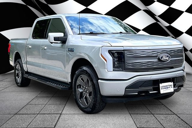 2024 Ford F-150 Lightning LARIAT