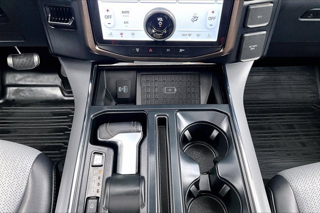 2024 Ford F-150 Lightning LARIAT