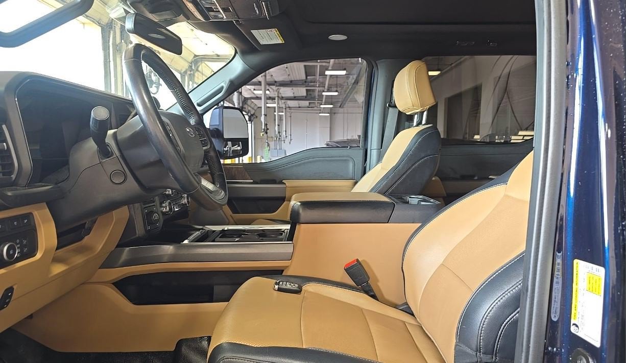 2023 Ford Super Duty F-250 SRW LARIAT