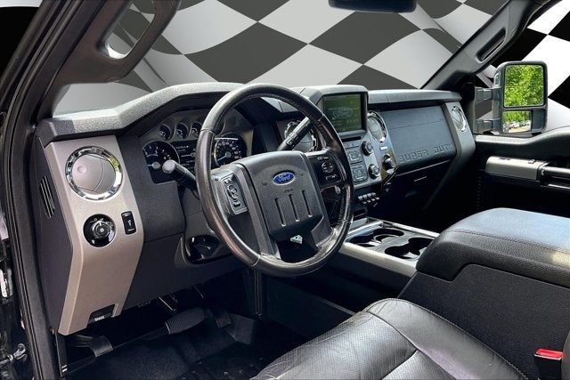 2016 Ford Super Duty F-350 DRW Lariat