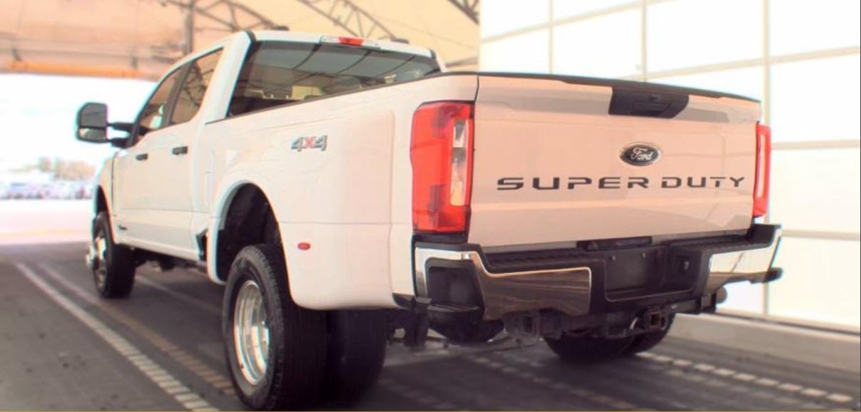 2025 Ford Super Duty F-350 DRW XL