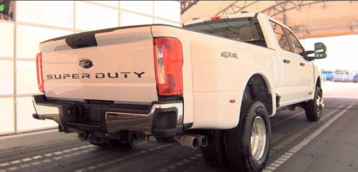 2025 Ford Super Duty F-350 DRW XL
