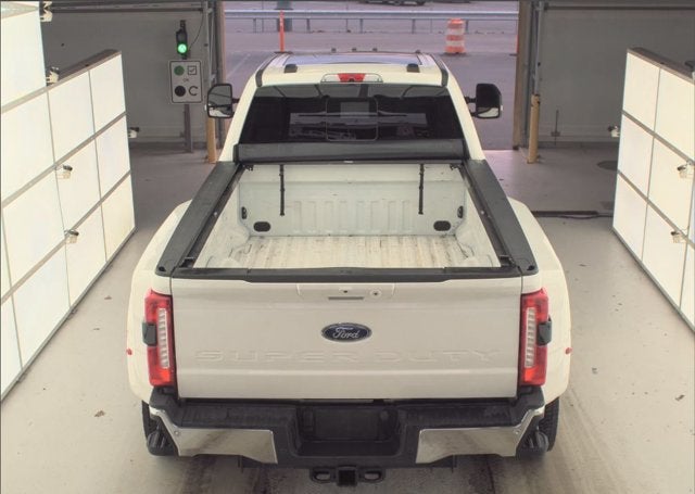2024 Ford Super Duty F-450 DRW LARIAT