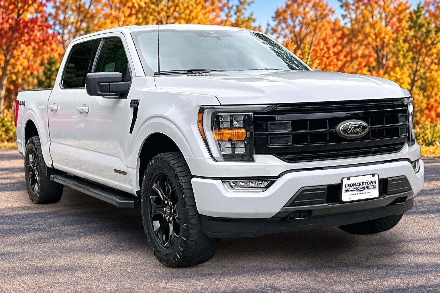 2023 Ford F-150 XLT BLACK PANO ROOF