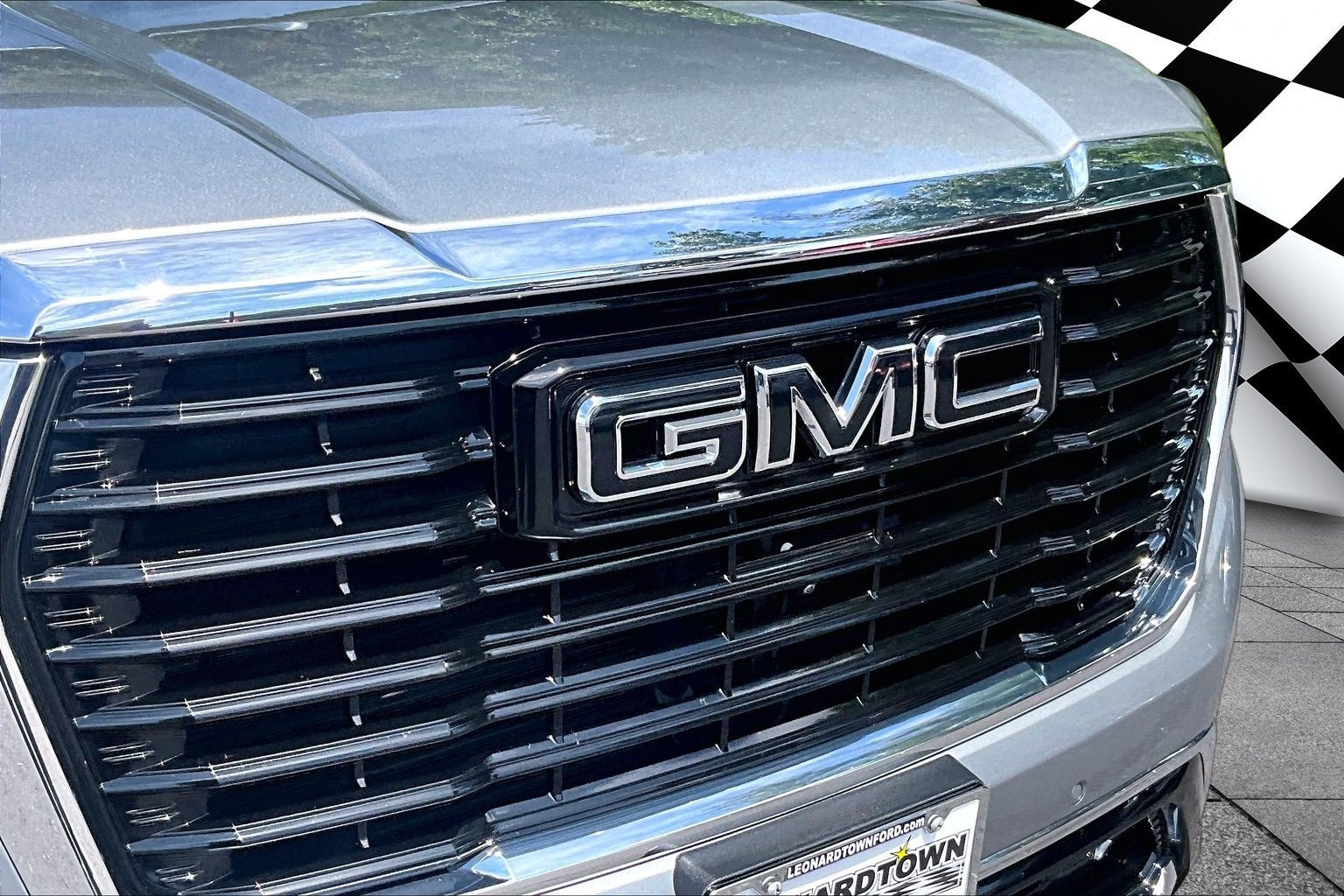 2025 GMC Yukon Elevation