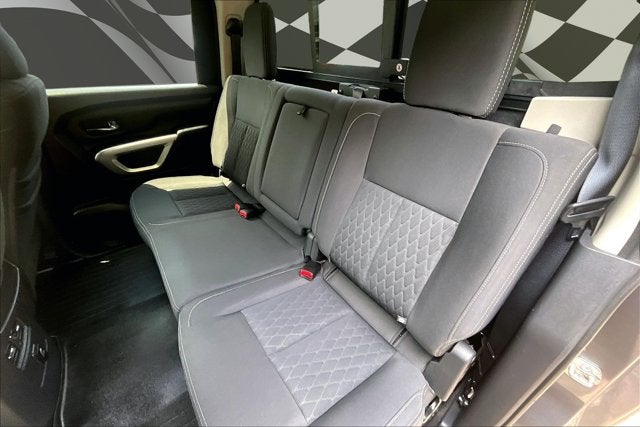 2018 Nissan Titan SV