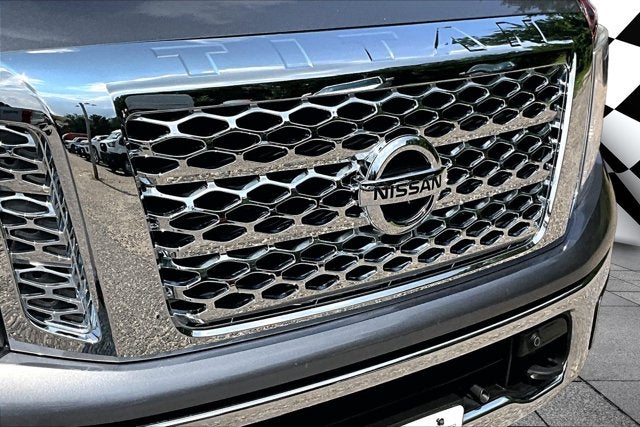 2018 Nissan Titan SV