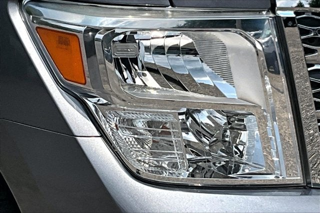2018 Nissan Titan SV