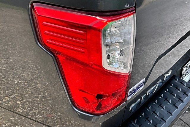 2018 Nissan Titan SV