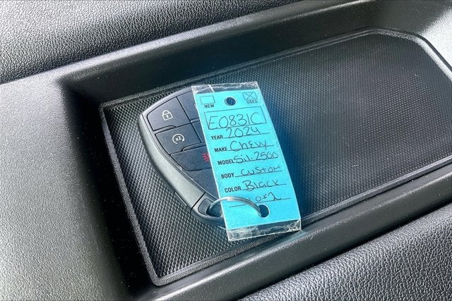 2024 Chevrolet Silverado 2500HD Custom