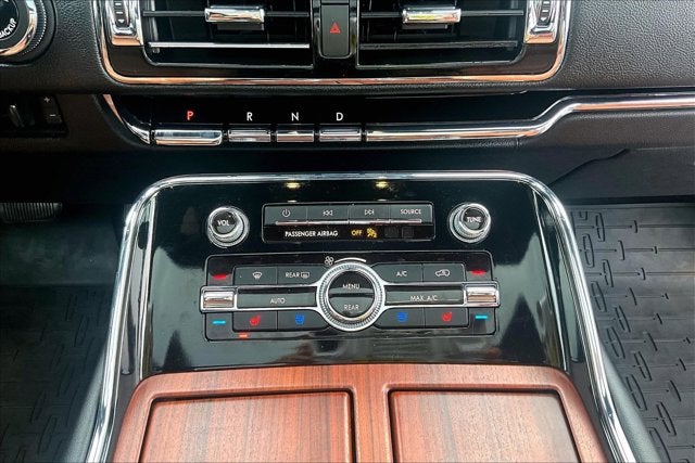 2021 Lincoln Navigator L Reserve