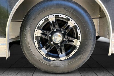 2023 Stealth 28 Foot Aluminum