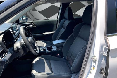 2022 Mitsubishi Outlander ES