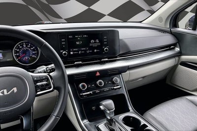 2024 Kia Carnival LX
