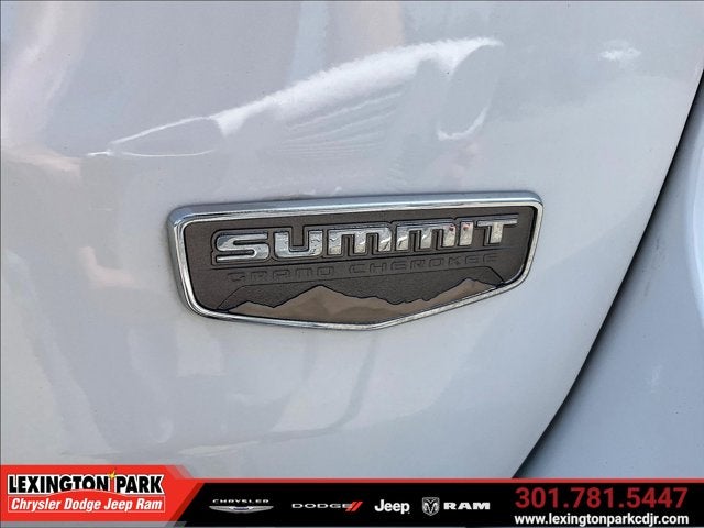 2021 Jeep Grand Cherokee Summit