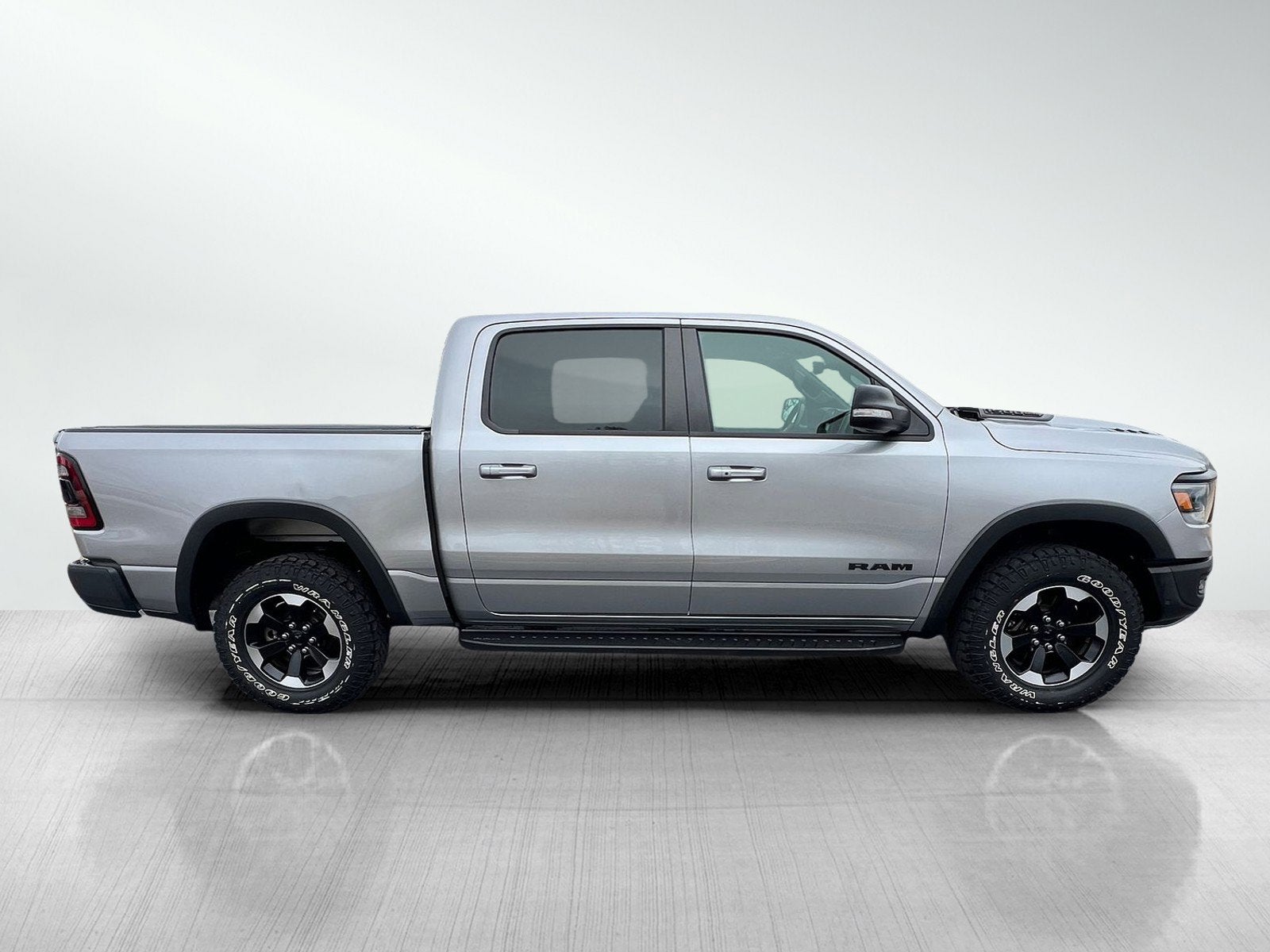 2022 RAM 1500 Rebel Crew Cab 4x4 5'7' Box