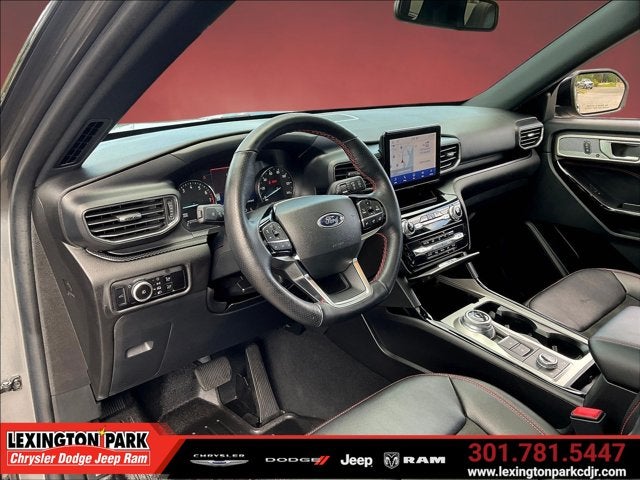 2023 Ford Explorer ST-Line