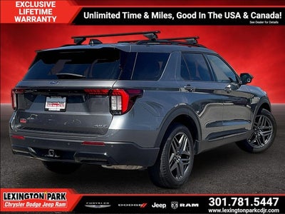 2025 Ford Explorer ST-Line
