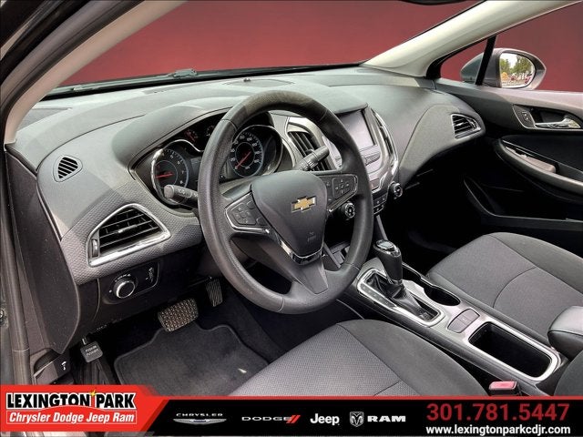 2017 Chevrolet Cruze LT Auto