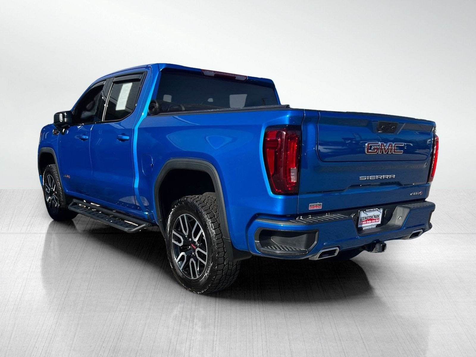 2022 GMC Sierra 1500 4WD Crew Cab Short Box AT4