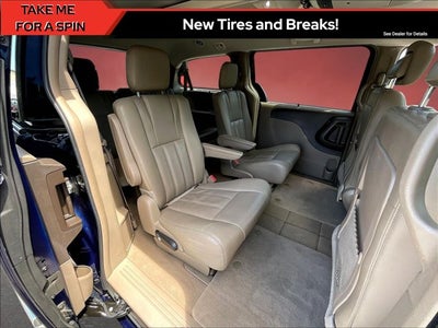 2015 Chrysler Town & Country Touring