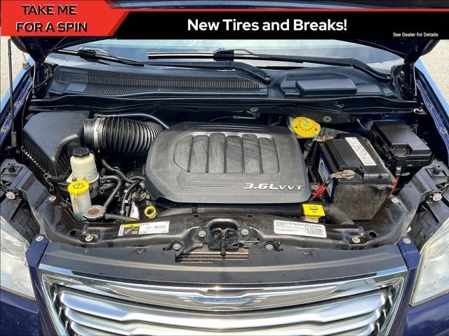 2015 Chrysler Town & Country Touring