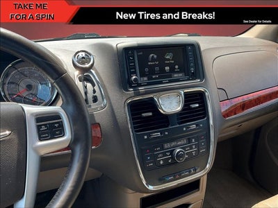 2015 Chrysler Town & Country Touring
