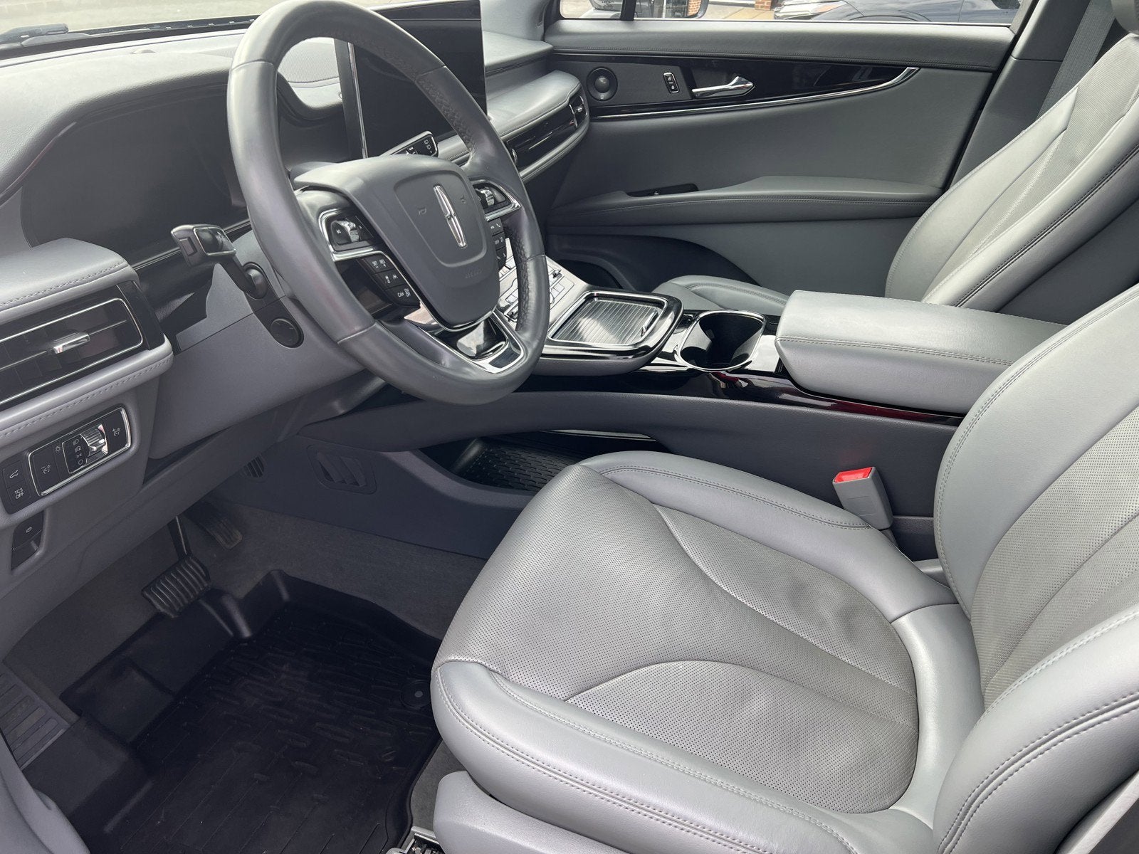 2021 Lincoln Nautilus Reserve