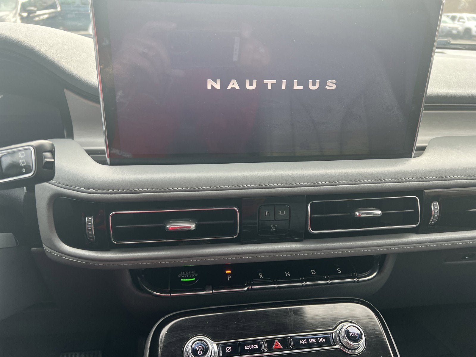 2021 Lincoln Nautilus Reserve