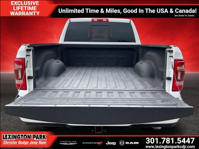 2019 RAM 2500 Laramie Crew Cab 4x4 6'4' Box