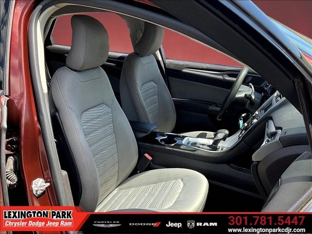 2016 Ford Fusion S