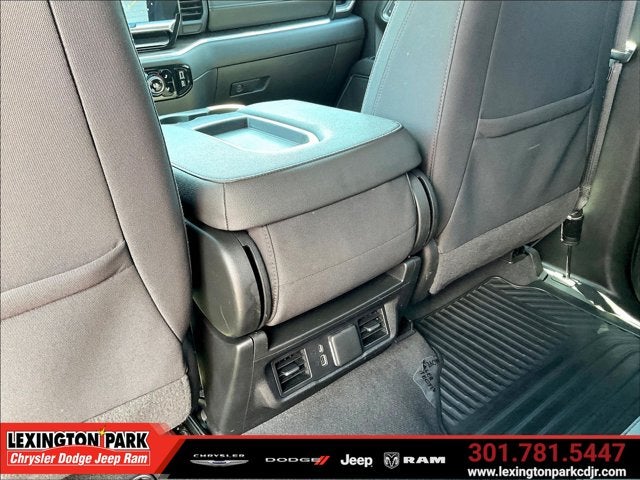 2022 Chevrolet Silverado 1500 4WD Crew Cab Short Bed LT with 2FL