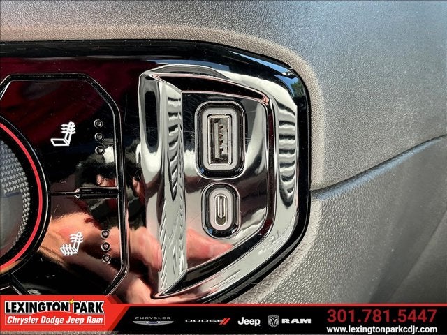 2022 Chevrolet Silverado 1500 4WD Crew Cab Short Bed LT with 2FL
